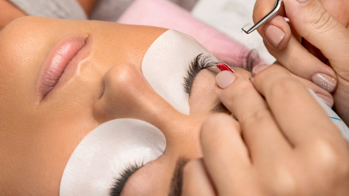 Why Properly Trained Lash Technicians Provide the Best Lash Extension Applications