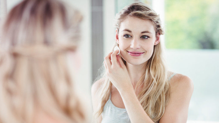 Eyelash Extensions and Your New Beauty Routine Eyelash Extensions and Your New Beauty Routine