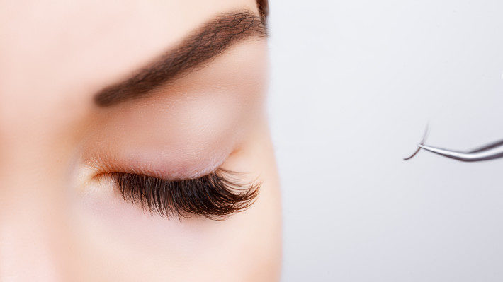 When it Comes to Lash Extensions, Settle for Nothing Less than the Best!